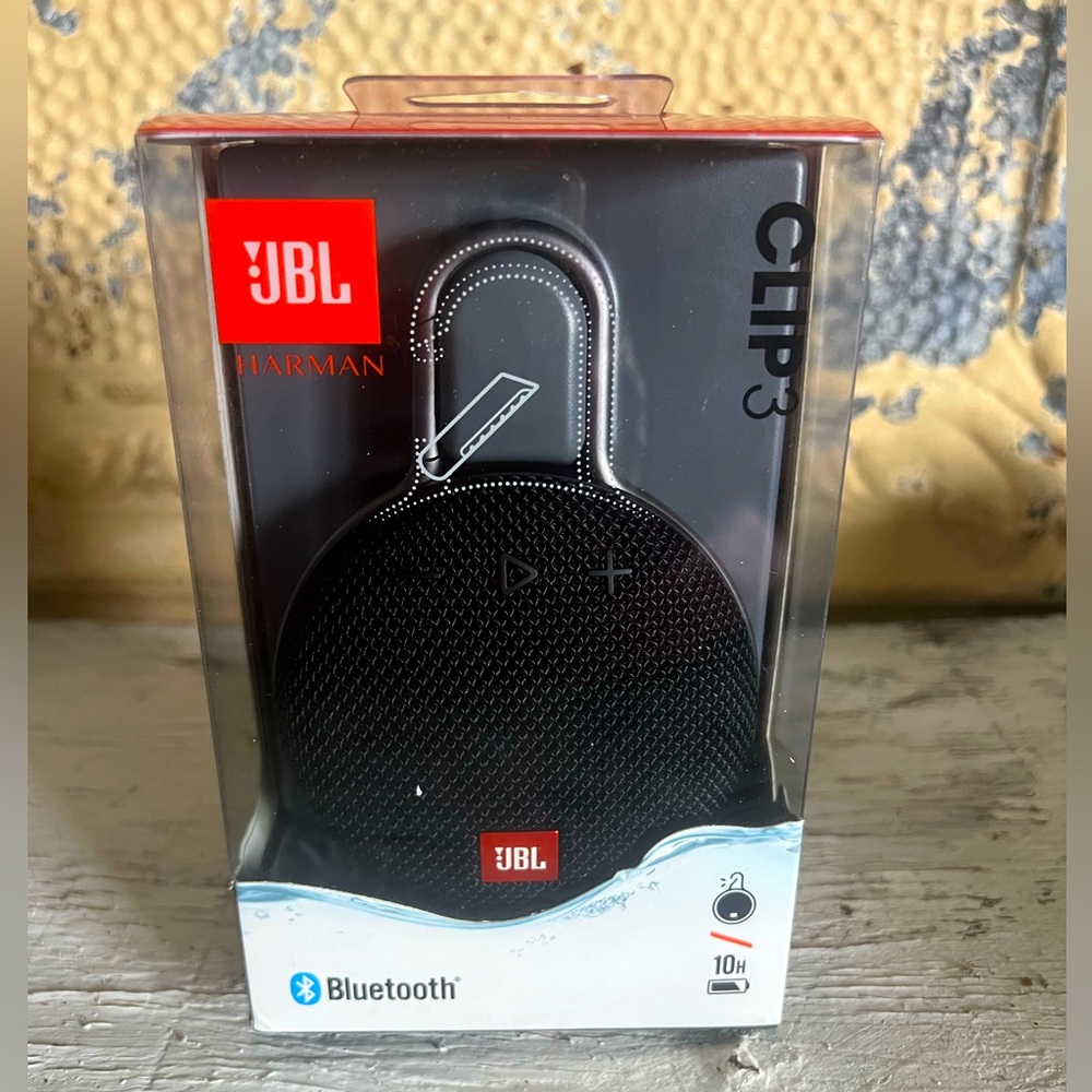 JBL Clip 3 Rechargeable Waterproof Portable Wireless Bluetooth Speaker New